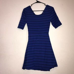 BONGO open back, crisscross in back- size medium